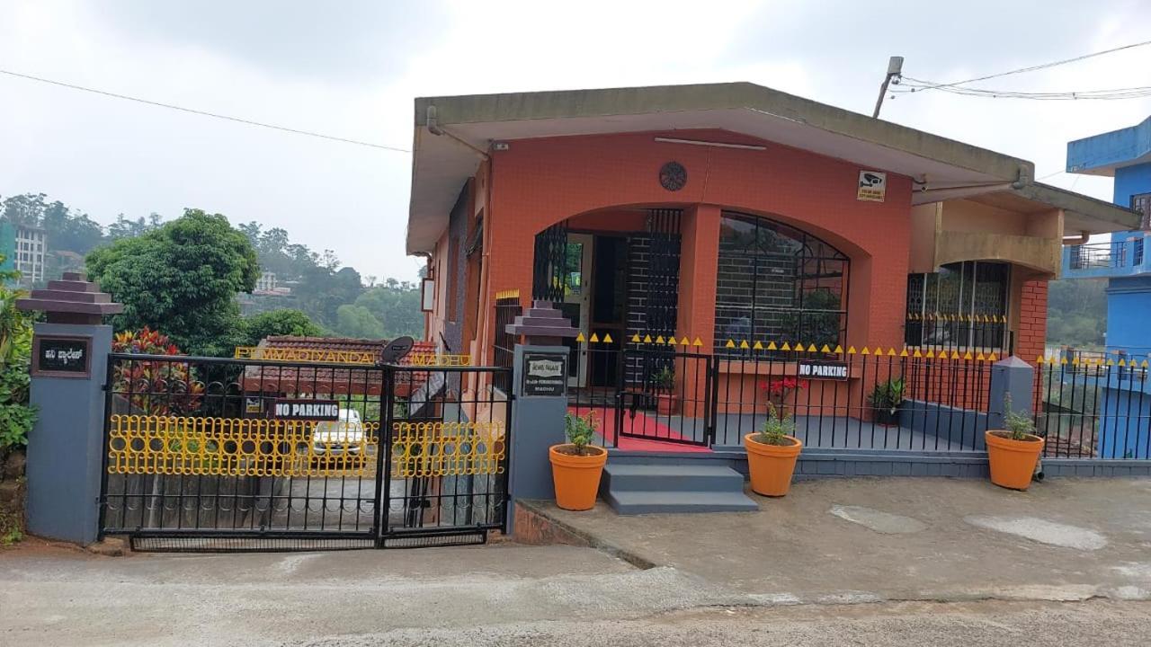 Honey Palace Homestay Madikeri Exteriér fotografie